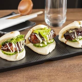 Pork Belly Bao / 五花肉包
